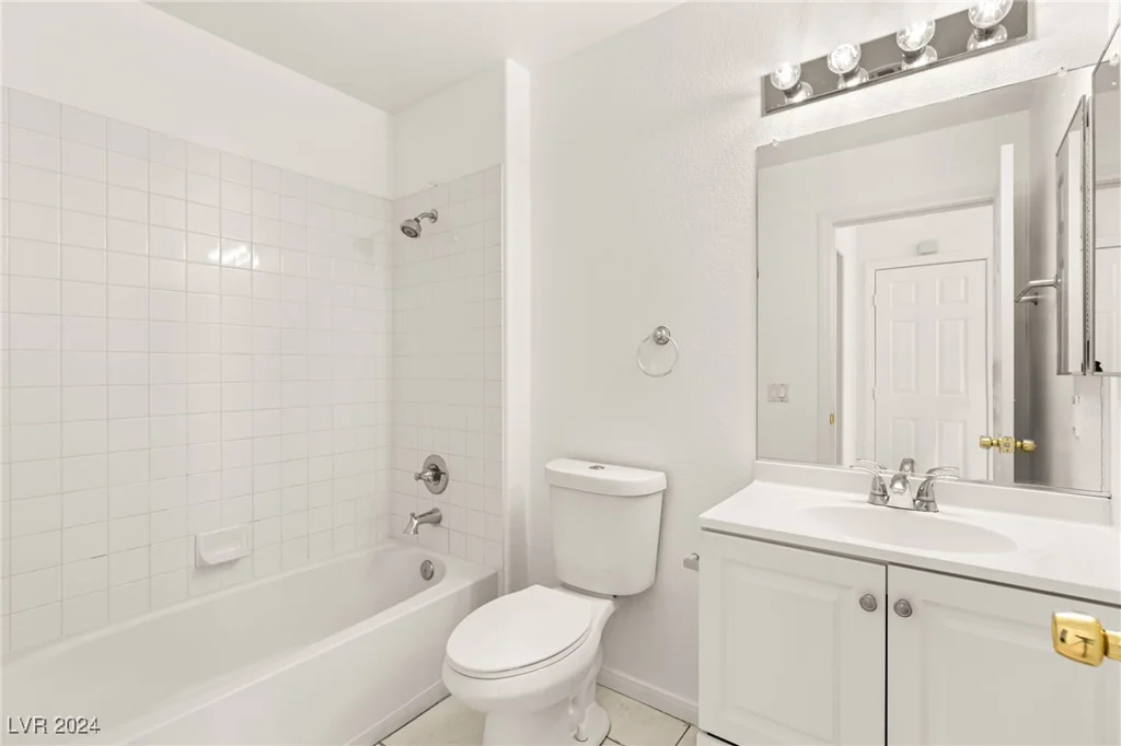 3837 Willowview, Las Vegas, NV 89147