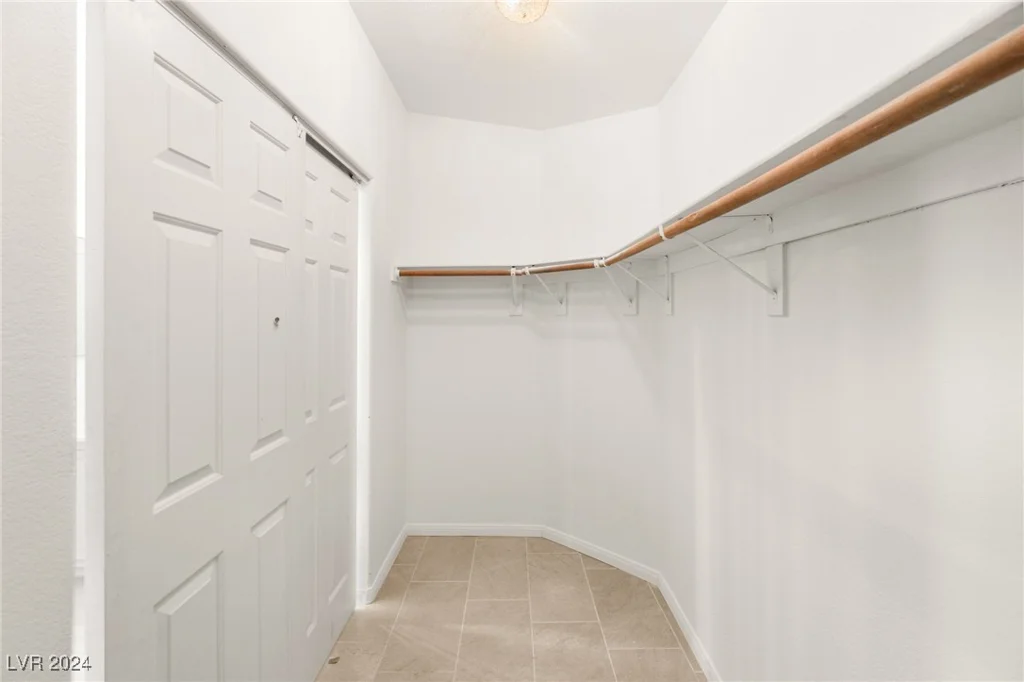 3837 Willowview, Las Vegas, NV 89147
