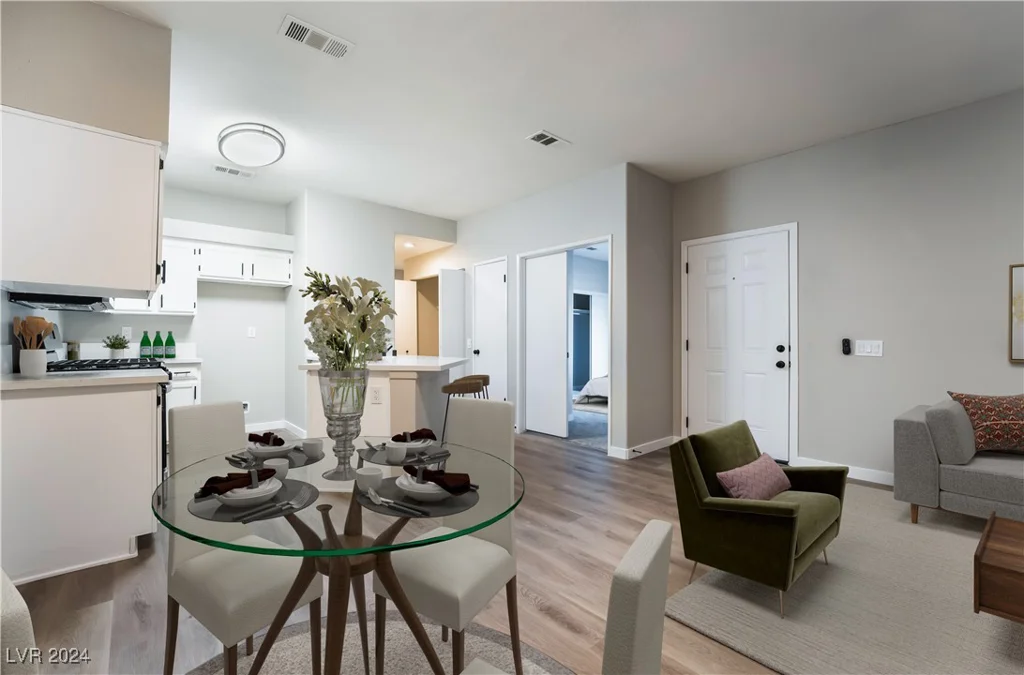 5415 Harmon, Las Vegas, NV 89103