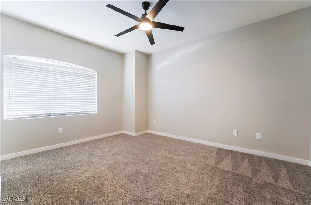 5415 Harmon, Las Vegas, NV 89103