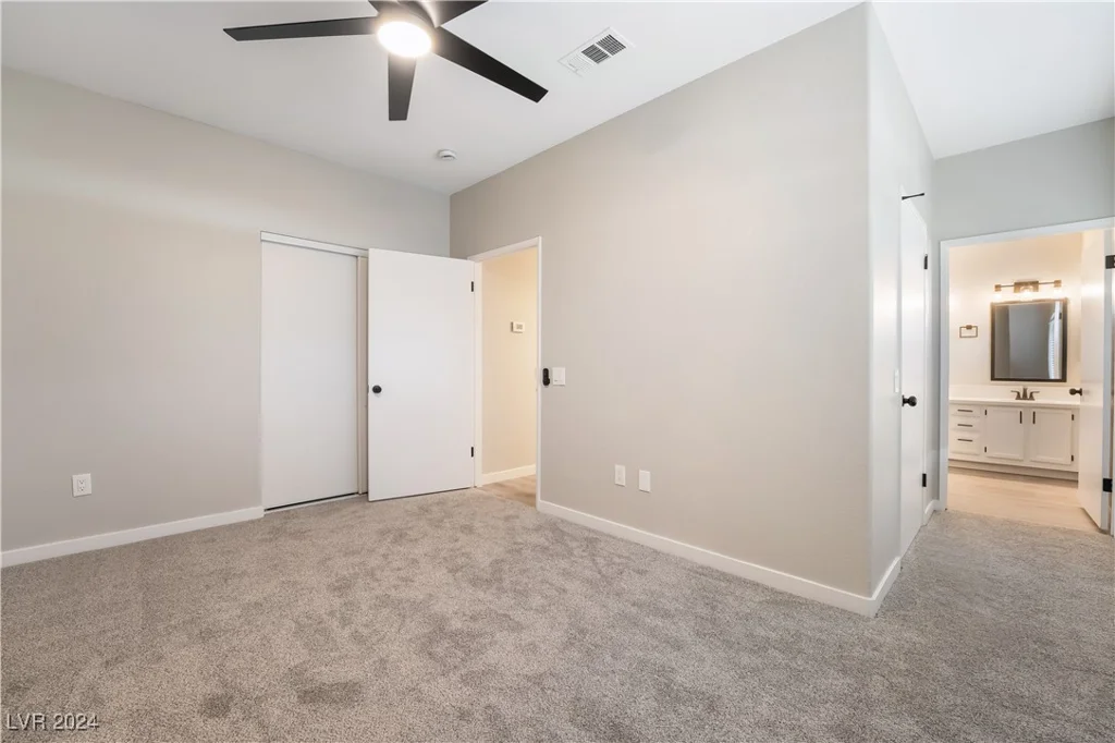 5415 Harmon, Las Vegas, NV 89103