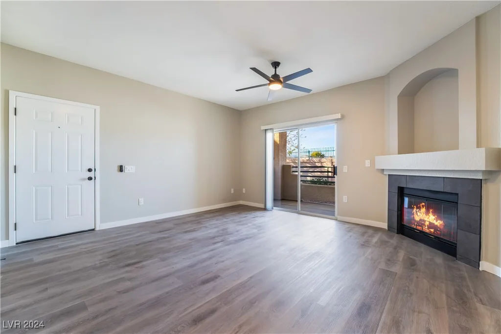 5415 Harmon, Las Vegas, NV 89103