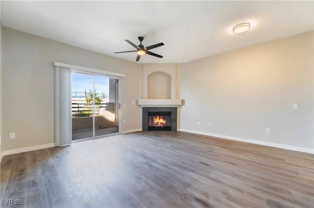5415 Harmon, Las Vegas, NV 89103