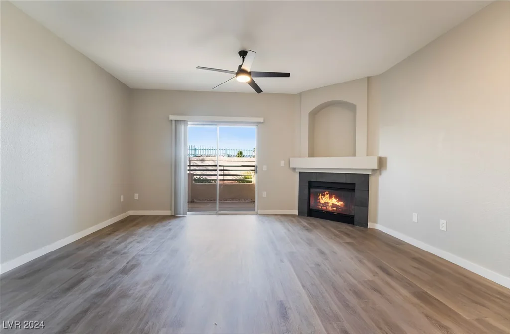 5415 Harmon, Las Vegas, NV 89103