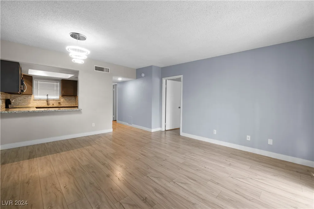 3823 Maryland, Las Vegas, NV 89119
