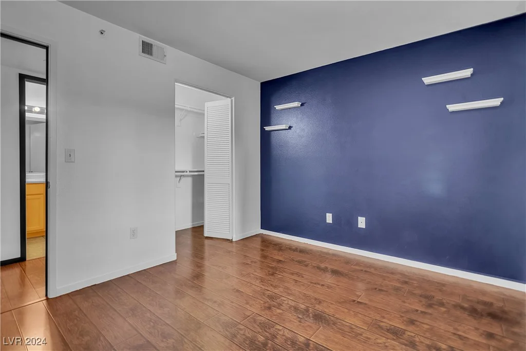 950 Seven Hills, Henderson, NV 89052