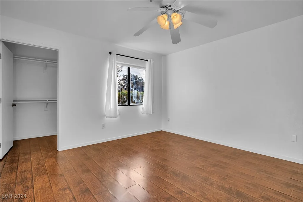 950 Seven Hills, Henderson, NV 89052