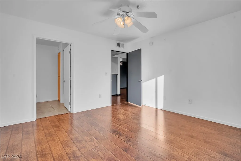 950 Seven Hills, Henderson, NV 89052