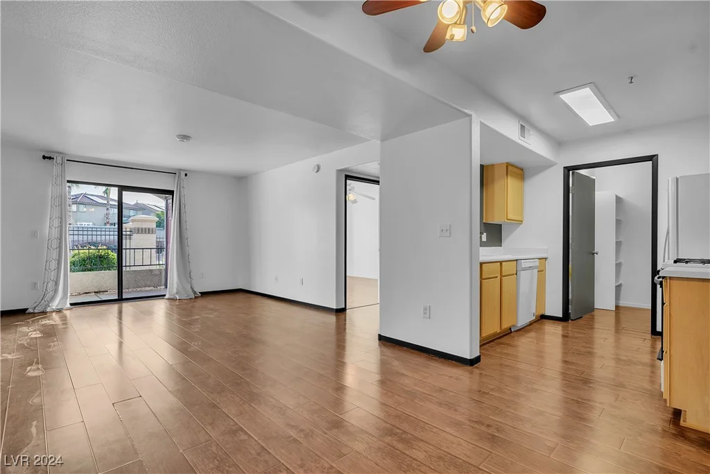 950 Seven Hills, Henderson, NV 89052