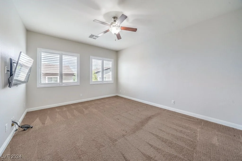 90 Einstein Ridge, Las Vegas, NV 89183