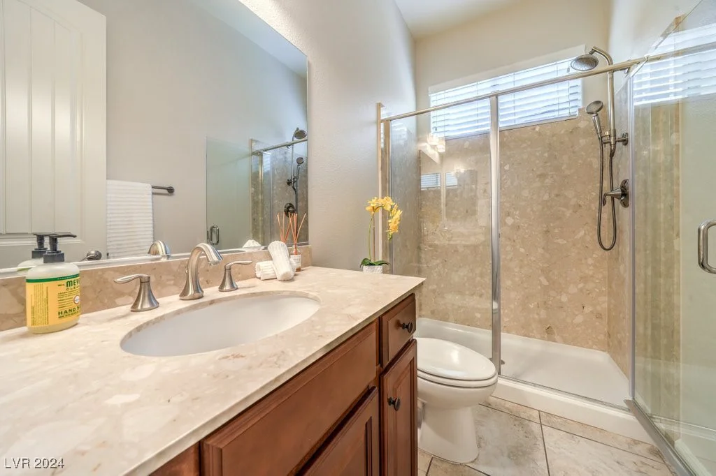 90 Einstein Ridge, Las Vegas, NV 89183
