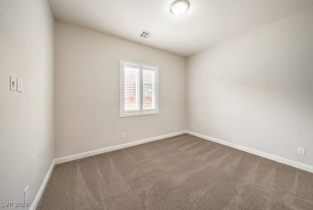 90 Einstein Ridge, Las Vegas, NV 89183