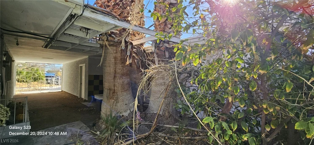 2504 Llewellyn, Las Vegas, NV 89102