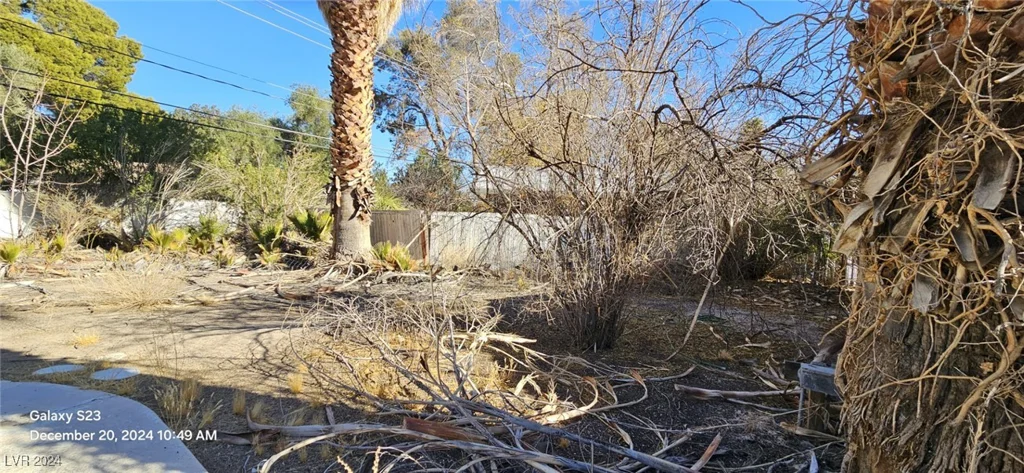 2504 Llewellyn, Las Vegas, NV 89102