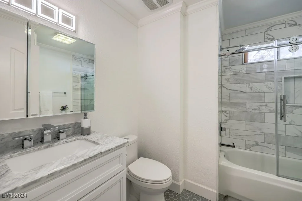 8452 Boseck, Las Vegas, NV 89145