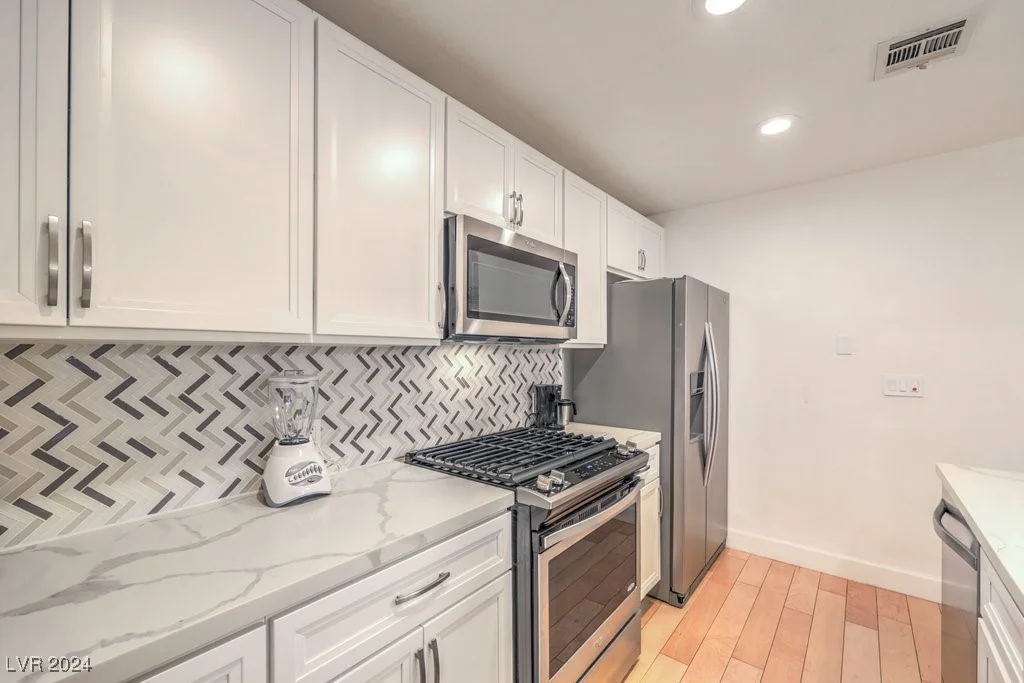 8452 Boseck, Las Vegas, NV 89145