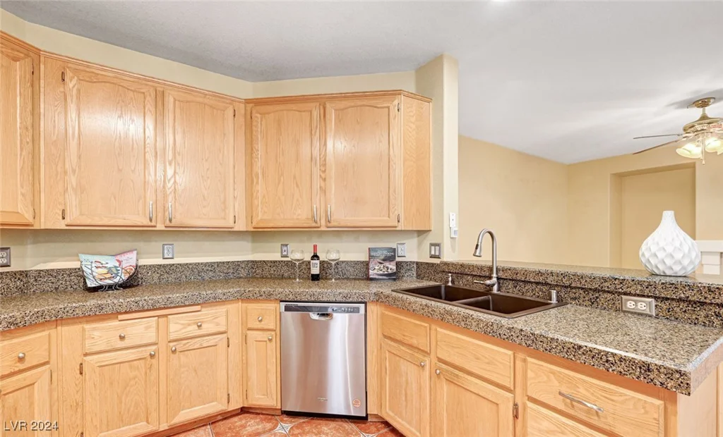 1708 Jack Rabbit, Las Vegas, NV 89128