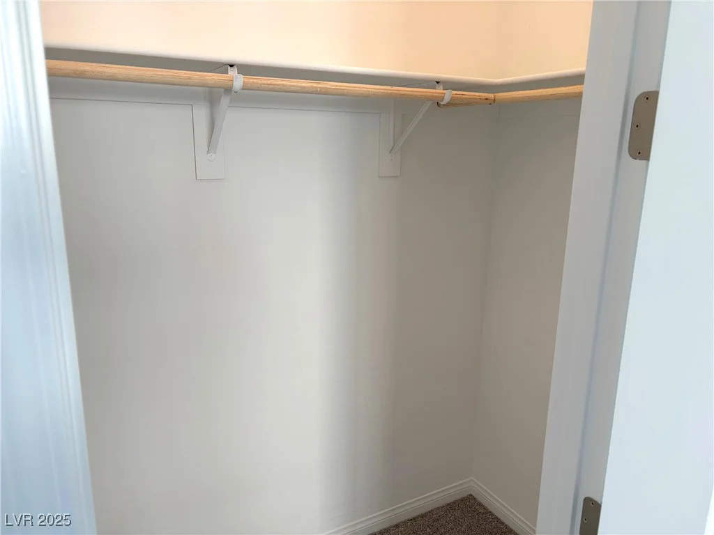 9922 Angel Valley, Las Vegas, NV 89178