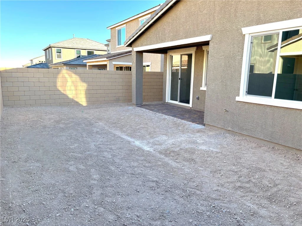 9922 Angel Valley, Las Vegas, NV 89178