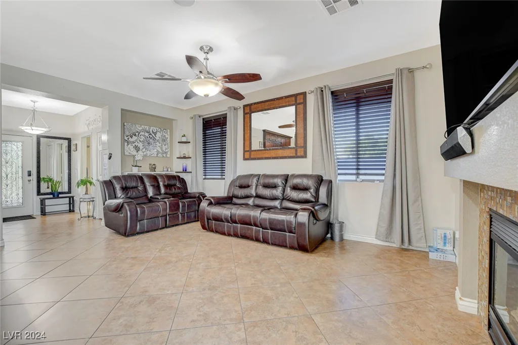 5902 Spinnaker Point, Las Vegas, NV 89110