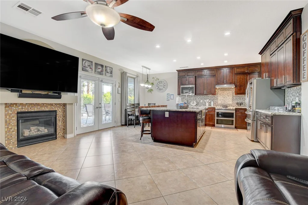 5902 Spinnaker Point, Las Vegas, NV 89110