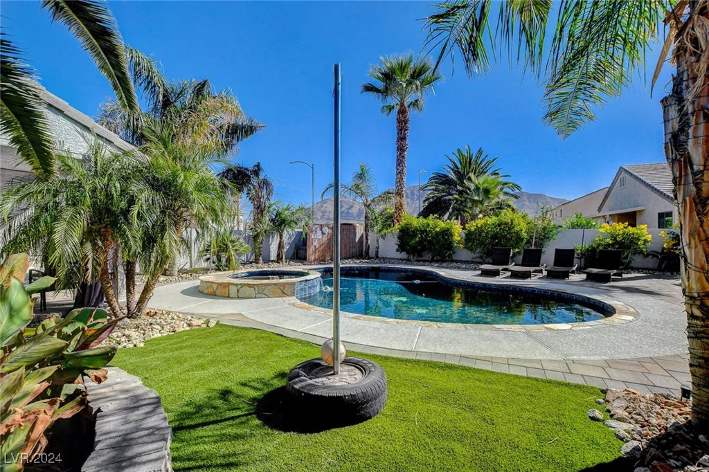 5902 Spinnaker Point, Las Vegas, NV 89110