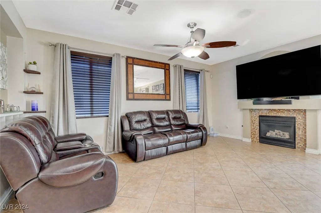 5902 Spinnaker Point, Las Vegas, NV 89110