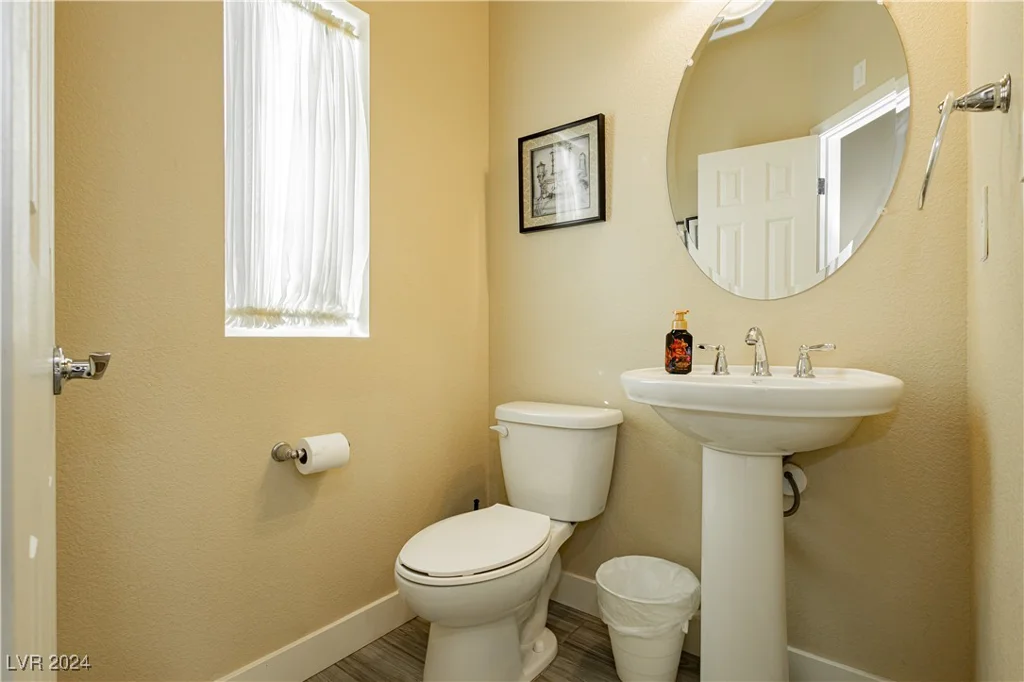 7232 Sierra Moon, Las Vegas, NV 89118