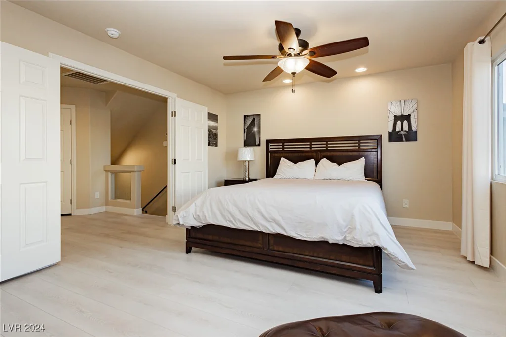 7232 Sierra Moon, Las Vegas, NV 89118