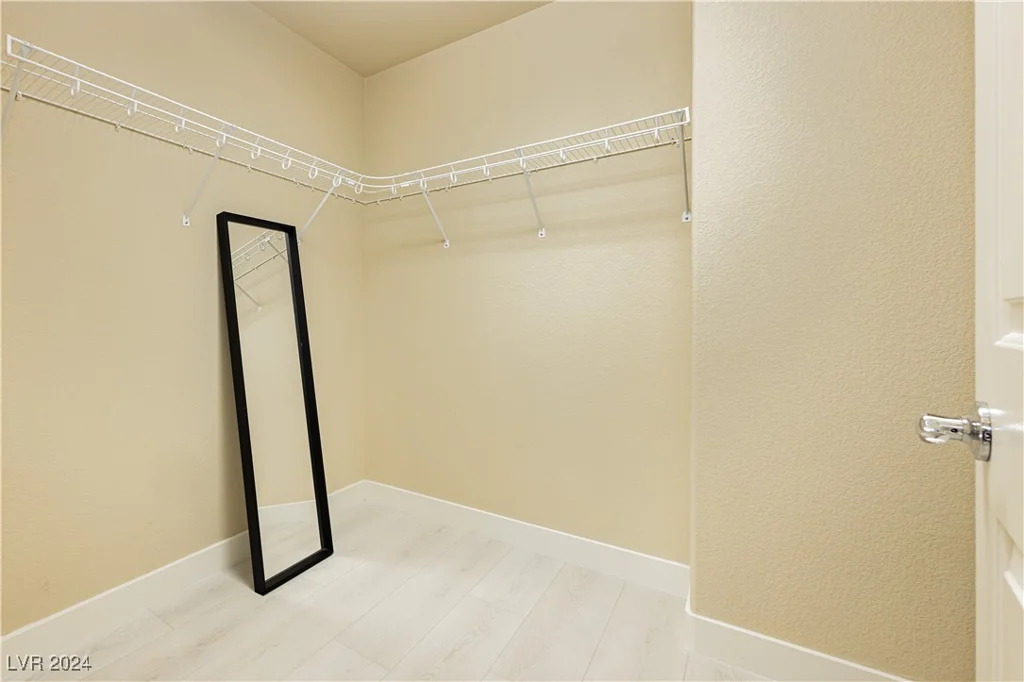 7232 Sierra Moon, Las Vegas, NV 89118