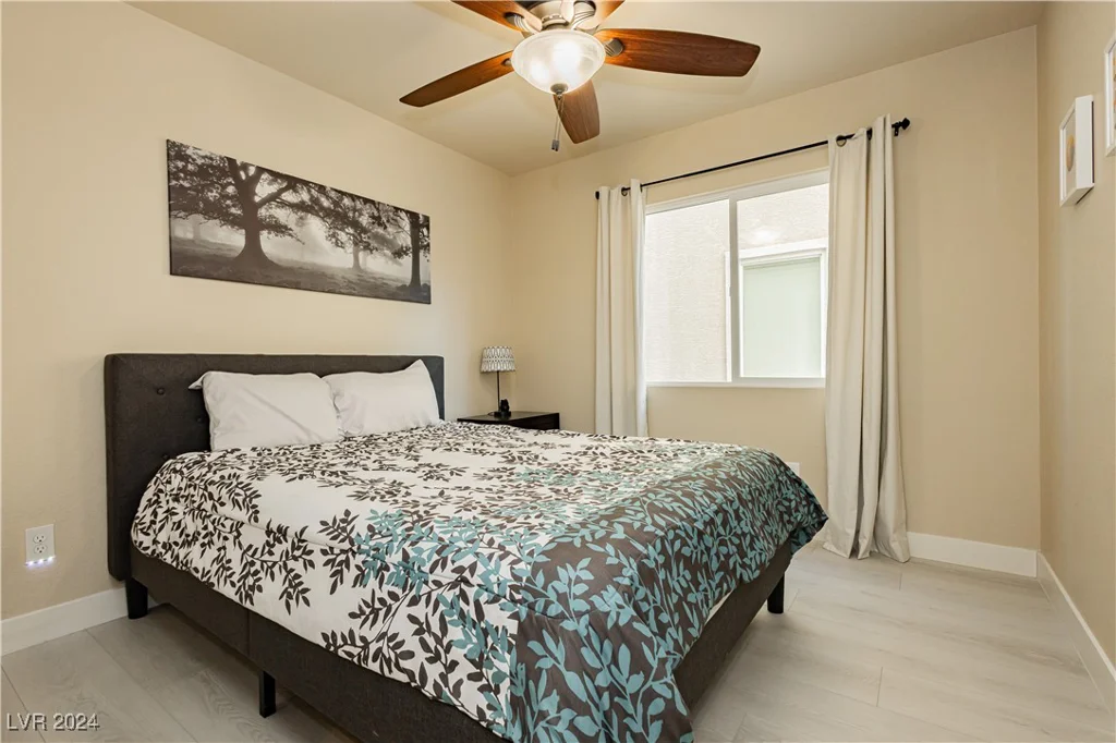7232 Sierra Moon, Las Vegas, NV 89118
