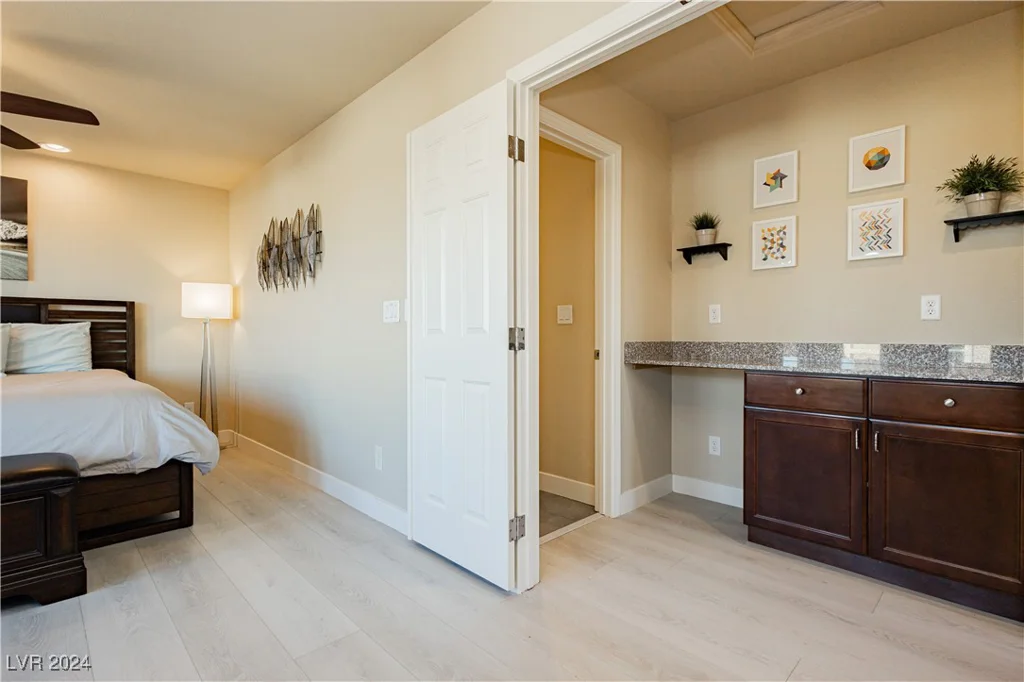 7232 Sierra Moon, Las Vegas, NV 89118