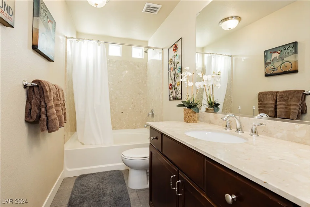 7232 Sierra Moon, Las Vegas, NV 89118