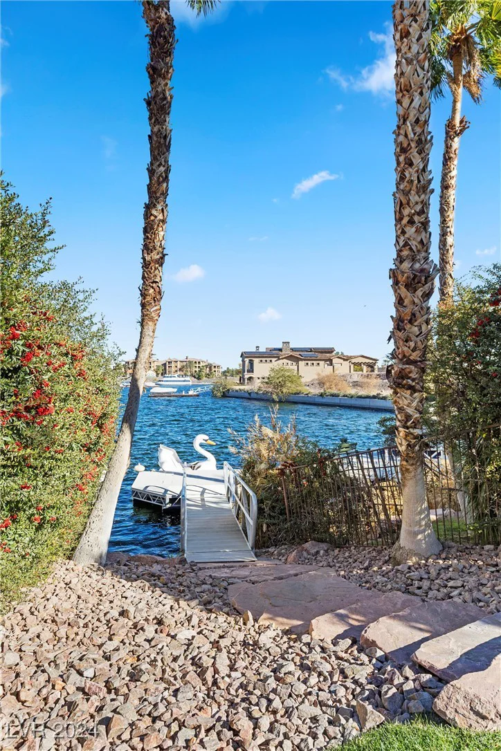 6 Via Mira Monte, Henderson, NV 89011