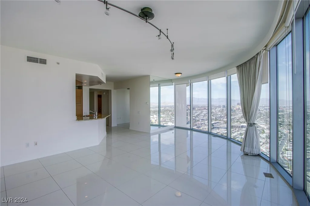 222 Karen, Las Vegas, NV 89109