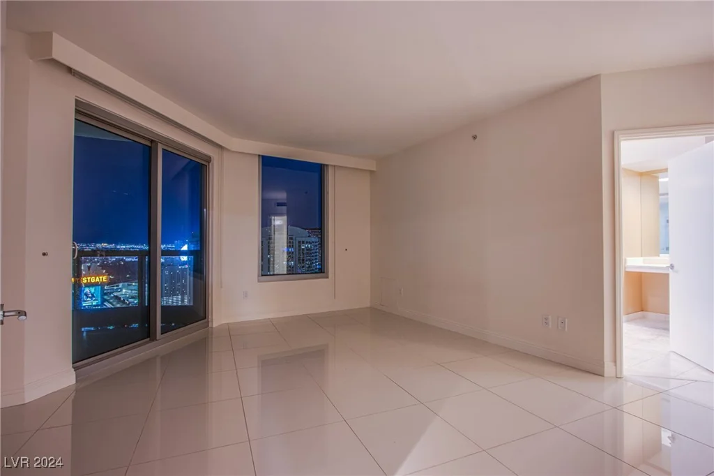 222 Karen, Las Vegas, NV 89109
