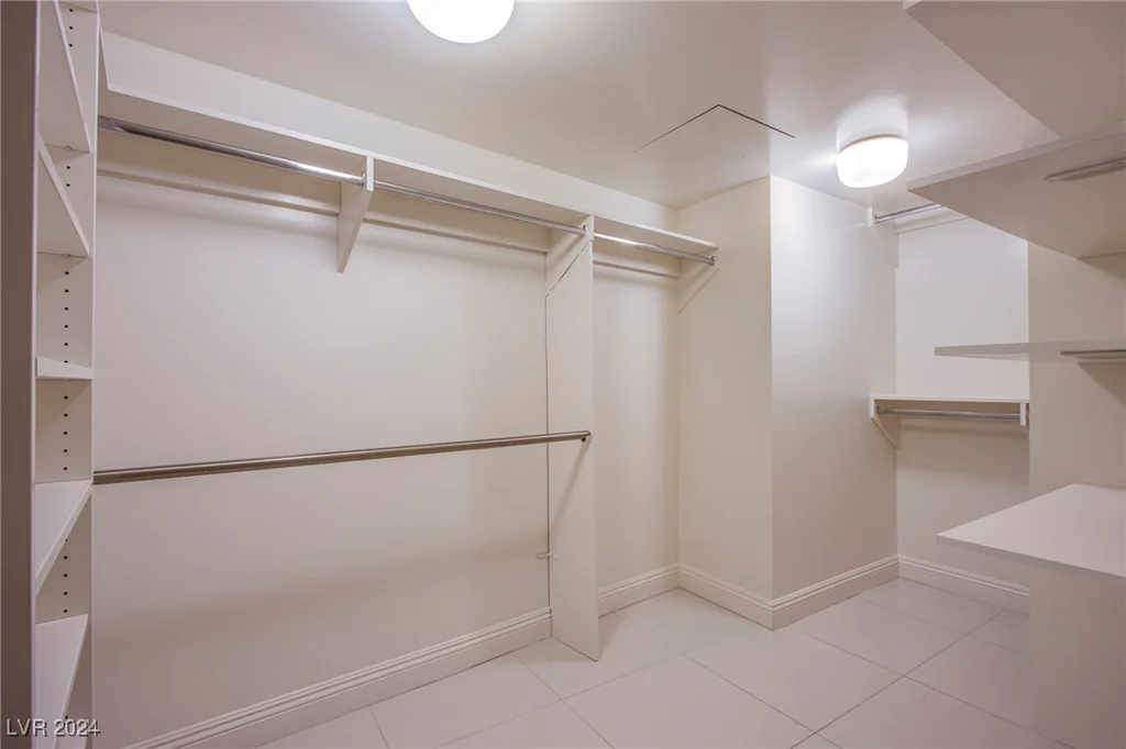222 Karen, Las Vegas, NV 89109