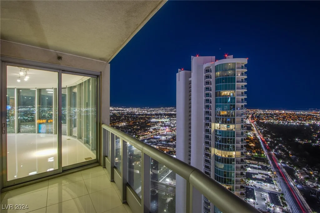 222 Karen, Las Vegas, NV 89109