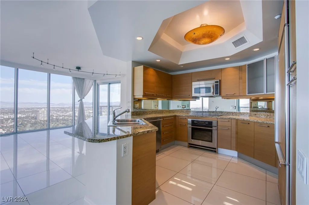 222 Karen, Las Vegas, NV 89109