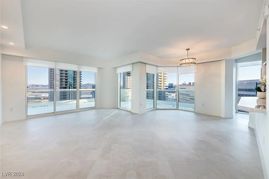 2747 Paradise, Las Vegas, NV 89109