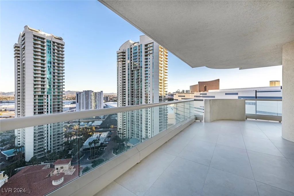 2747 Paradise, Las Vegas, NV 89109