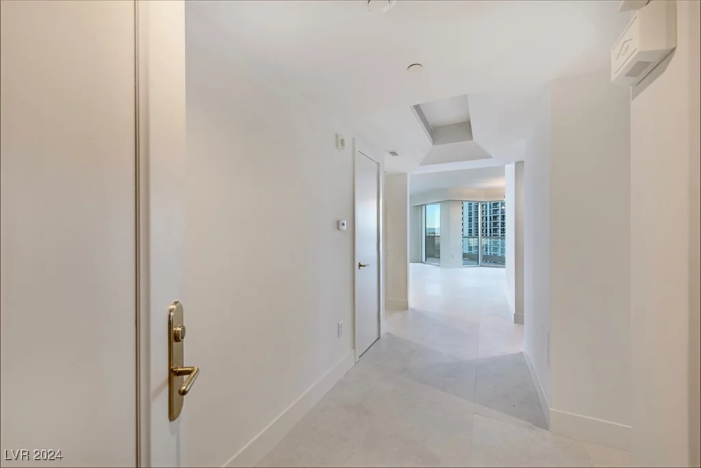 2747 Paradise, Las Vegas, NV 89109