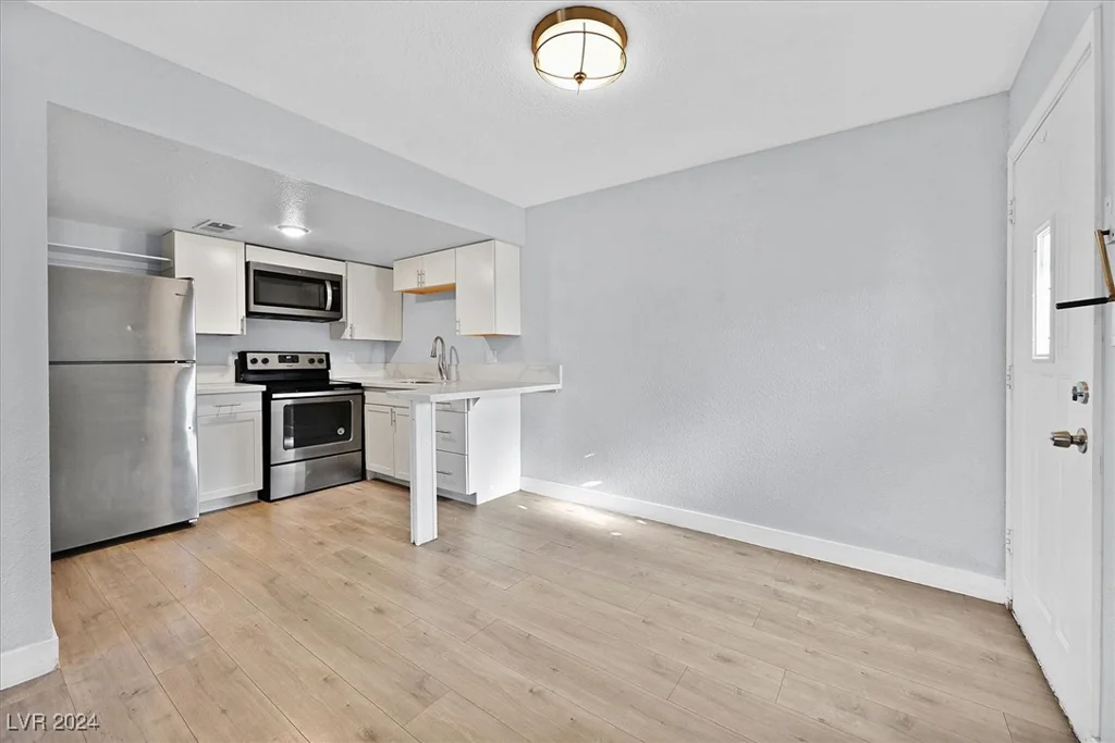 3801 Daisy, Las Vegas, NV 89119