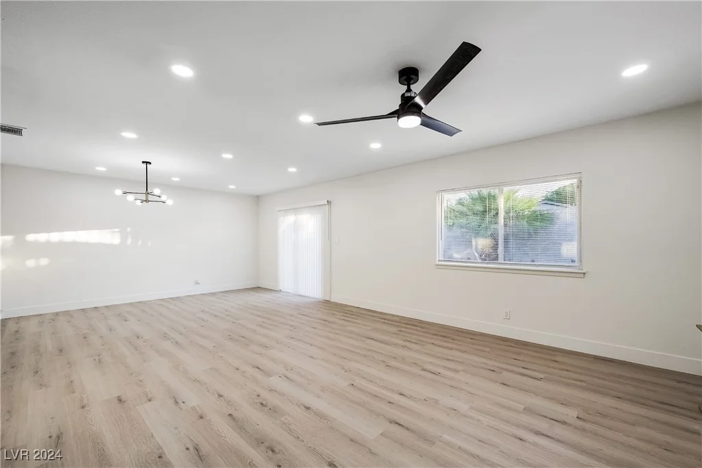 2900 Richfield, Las Vegas, NV 89102