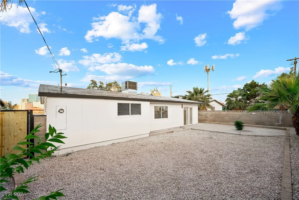 2900 Richfield, Las Vegas, NV 89102