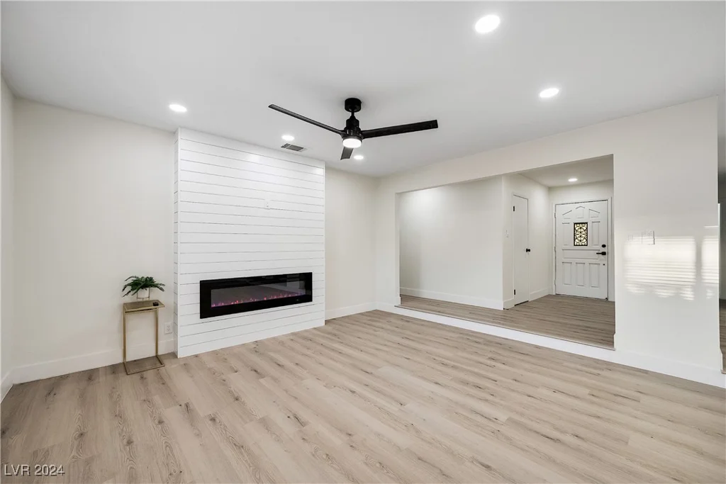 2900 Richfield, Las Vegas, NV 89102