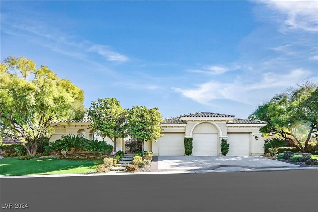 10925 Iris Canyon, Las Vegas, NV 89135