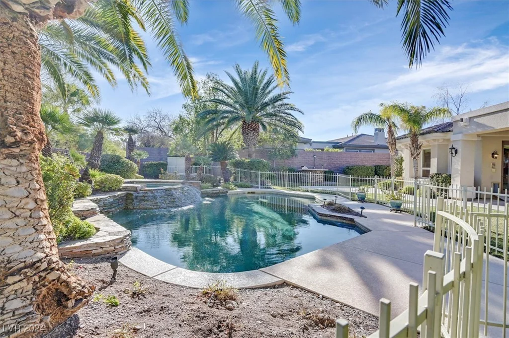 10925 Iris Canyon, Las Vegas, NV 89135