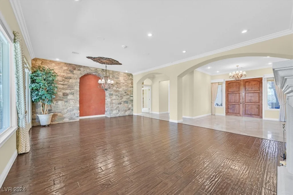 10925 Iris Canyon, Las Vegas, NV 89135