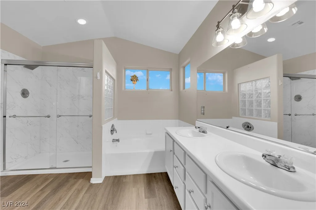 5200 White Coyote, Las Vegas, NV 89130